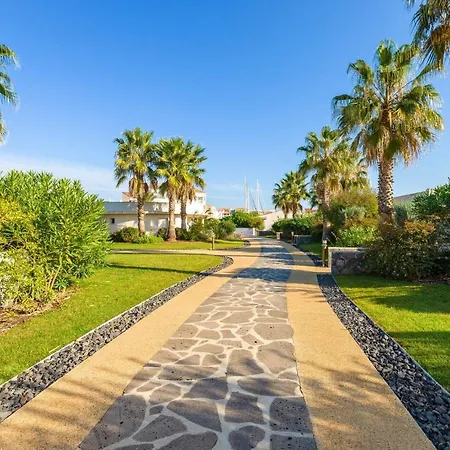 Apartment 2 Bedroom Apartment For 7 Agde