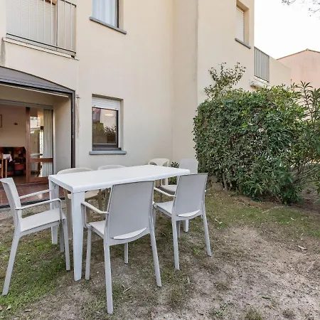 2 Bedroom Apartment For 7 * Agde