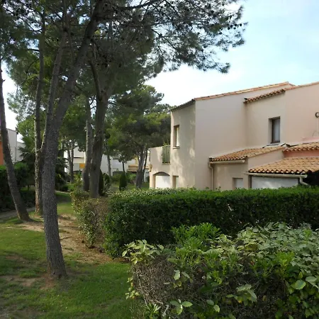2 Bedroom Apartment For 7 Agde